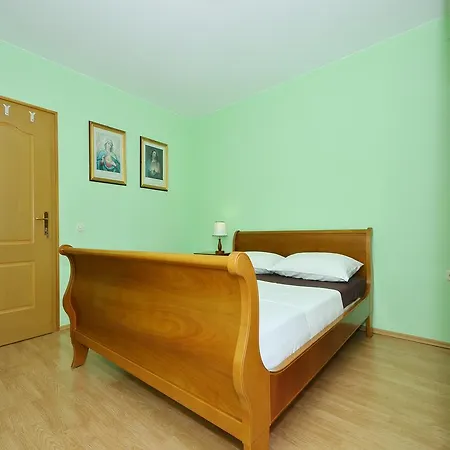 Vukadin Apartman Trogir